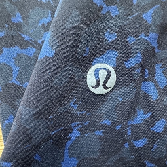 Lululemon Size 4 Fast Free Crop II 19" Leggings Non-Reflective Wild Thing Camo - Picture 12 of 14